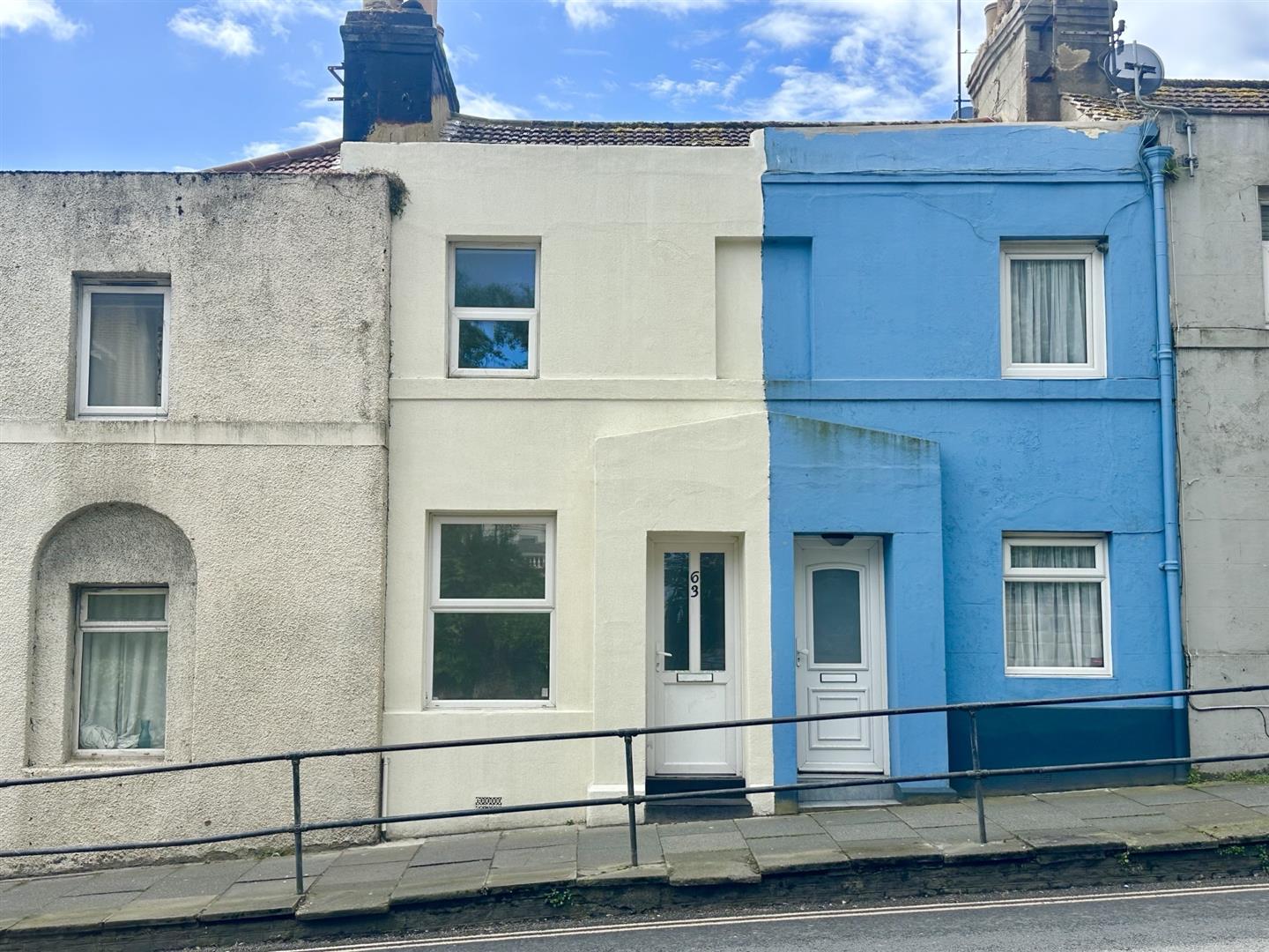 2 bed property in Cambridge Road, Hastings